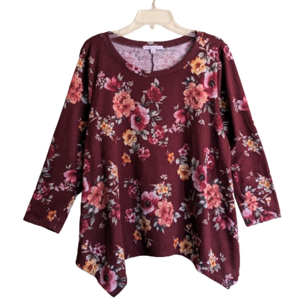 Green Envelope LA Top Burgundy Red Floral Brushed Knit Asymmetrical Hem Size 1X